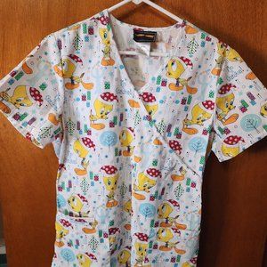 Women's Small Looney Tunes I'm In Season Tweety Bird  Short Sleeve Scrub…